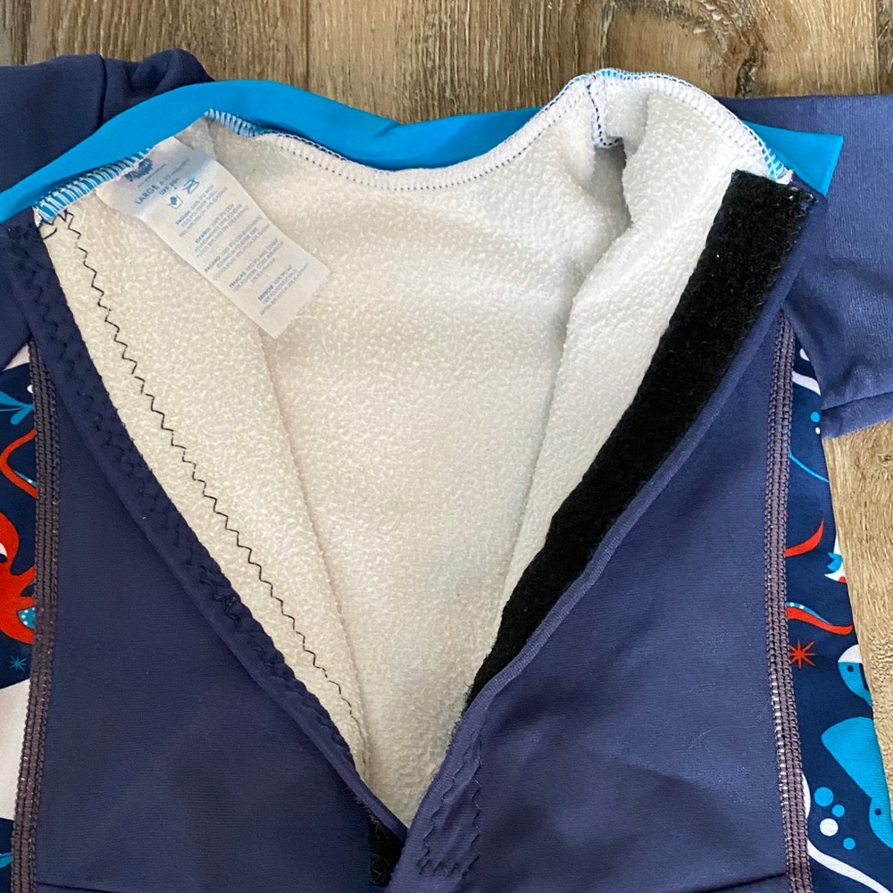 Warm Infant Wet Suit / Swim Suit - Picture 5 of 7